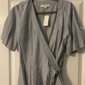 Loft short sleeve wrap top